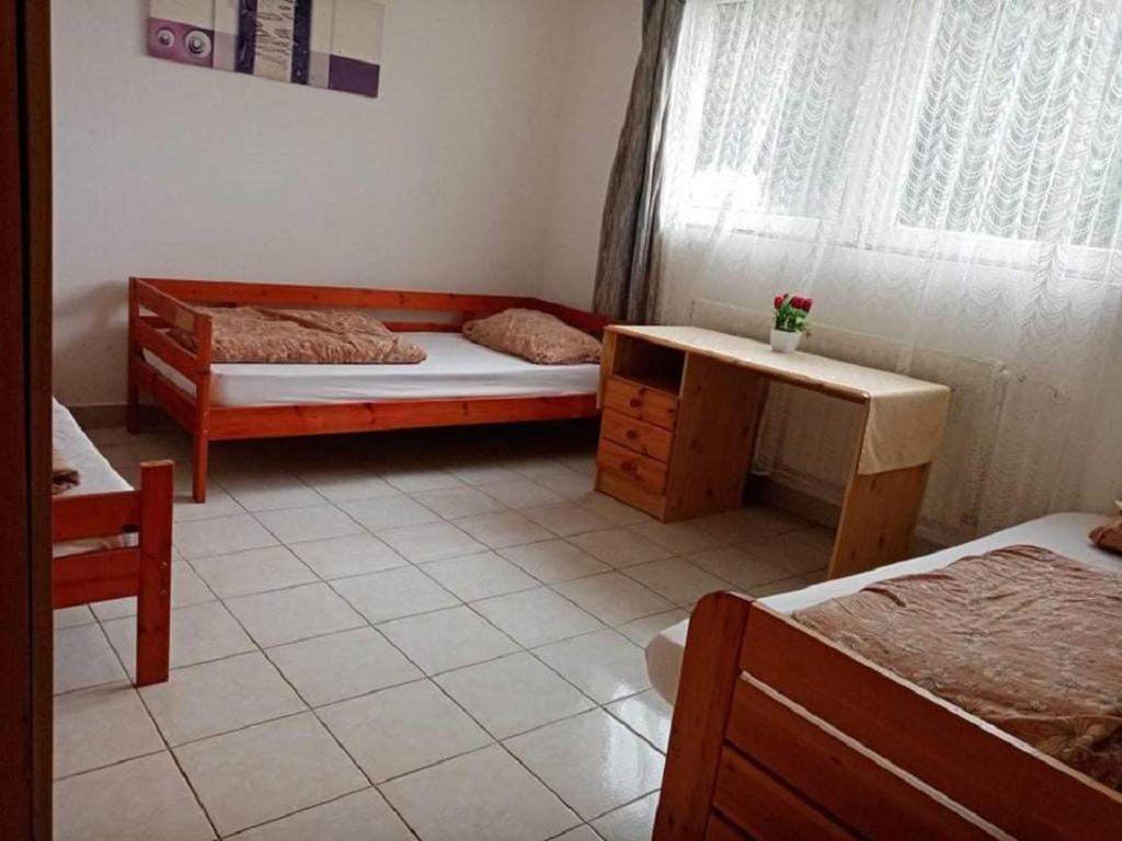 Malomtavi Vendeghaz Hotel Tapolca Luaran gambar
