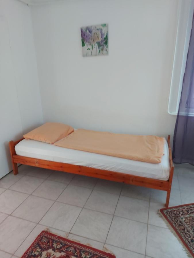 Malomtavi Vendeghaz Hotel Tapolca Luaran gambar